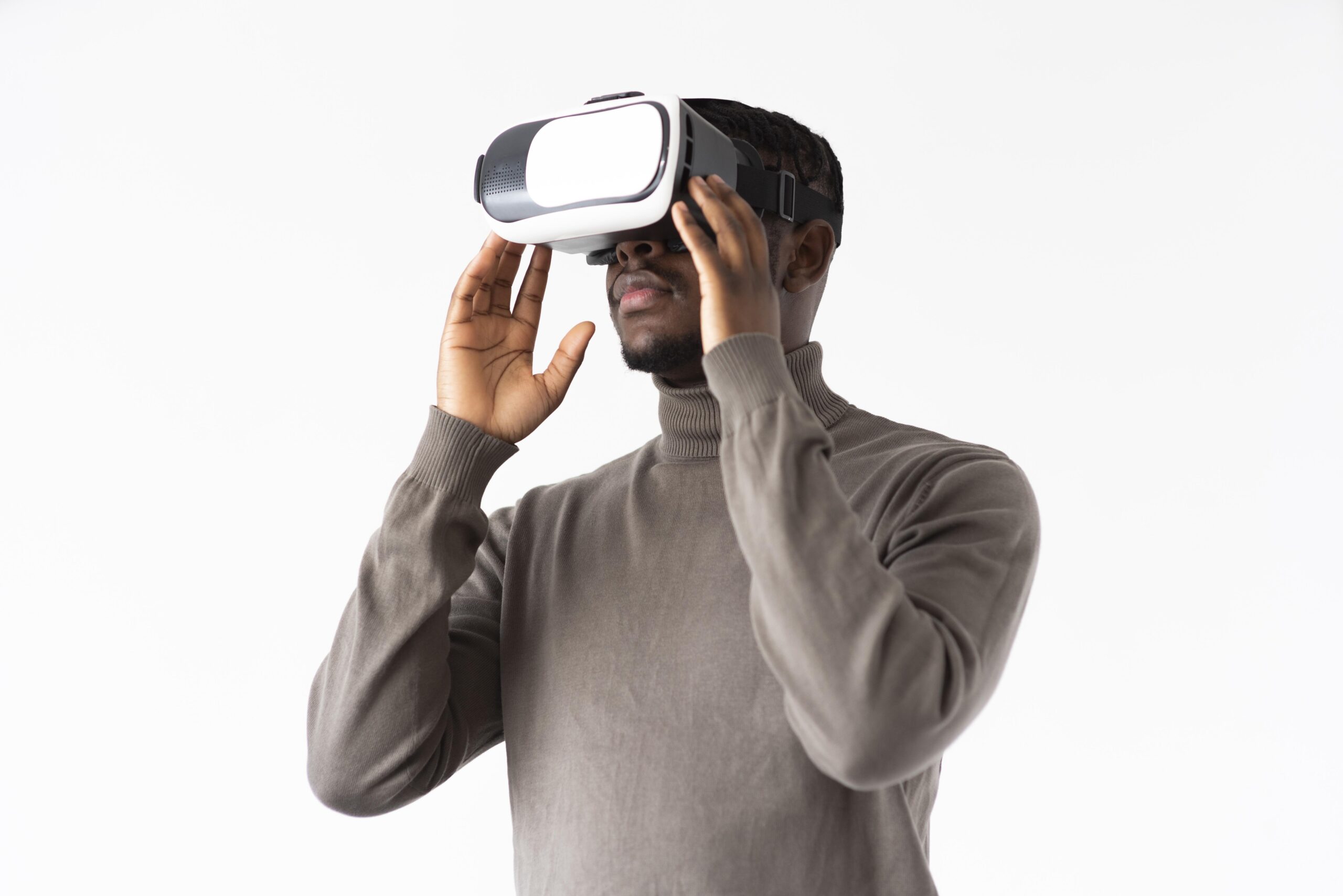 homme-de-tir-moyen-avec-des-lunettes-vr homme-de-tir-moyen-avec-des-lunettes-vr